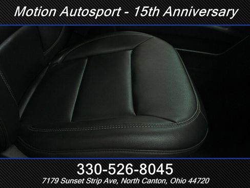 Used 2020 Ford Explorer XLT w/ Equipment Group 202A AWD/4WD image 37
