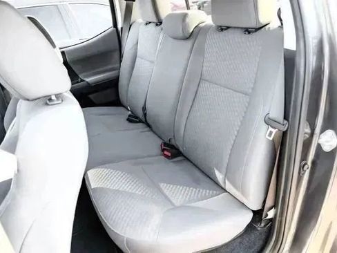 Used 2020 Toyota Tacoma SR5 image 49