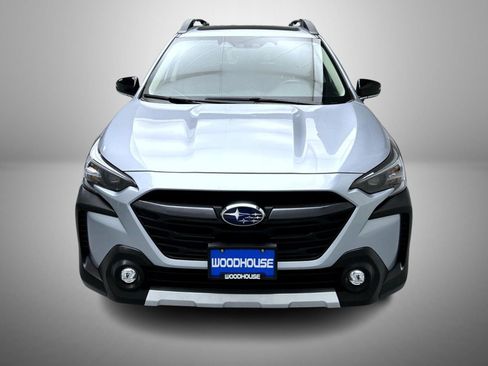 Used 2025 Subaru Outback Limited image 2