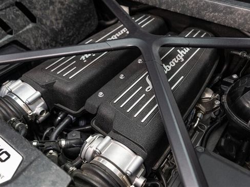 Used 2016 Lamborghini Huracan LP 580-2 RWD image 66