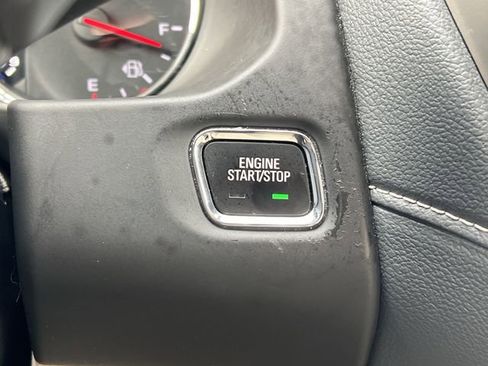 Used 2022 GMC Acadia Denali w/ Trailering Package image 19