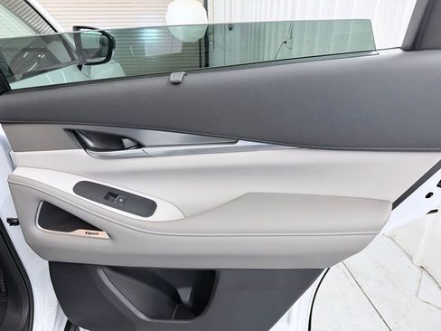 Certified 2026 INFINITI QX60 Luxe w/ Cargo Package FWD image 38