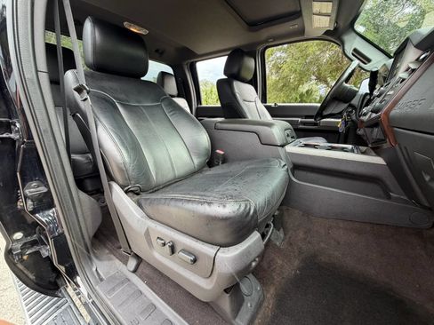Used 2016 Ford F350 Lariat w/ Lariat Ultimate Package AWD/4WD image 10