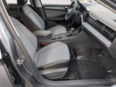 New 2026 Volkswagen Jetta SE image 30