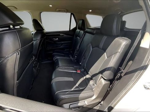 Used 2025 Honda Pilot EX-L image 24