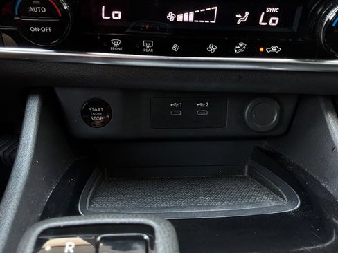 Used 2025 Nissan Rogue SV FWD image 25