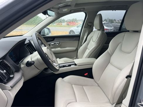 Used 2026 Volvo XC90 B6 Ultra AWD/4WD image 9