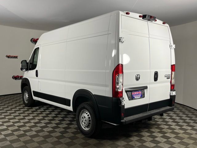 New 2026 RAM ProMaster 2500 w/ Convenience Group FWD image 7