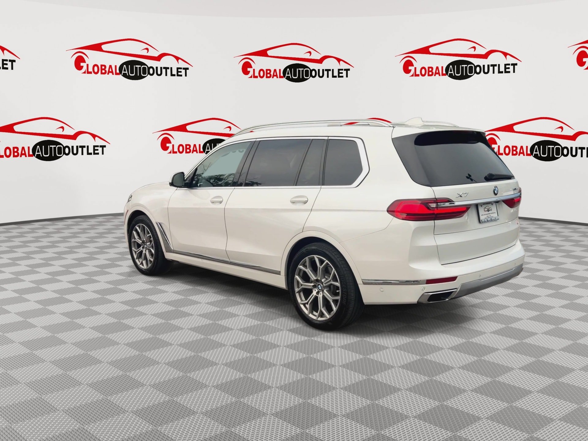 Used 2019 BMW X7 xDrive40i w/ Premium Package AWD/4WD image 6