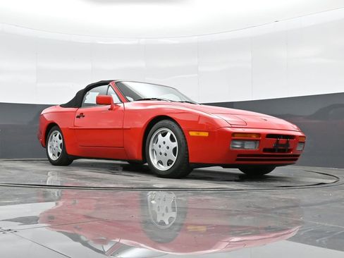 Used 1990 Porsche 944 Cabriolet image 32
