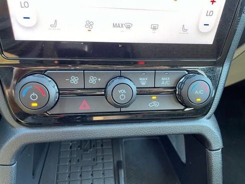 Used 2024 Ford Ranger XLT w/ Equipment Group 301A High image 29