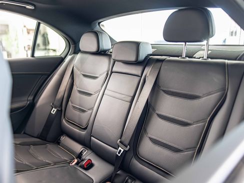 Used 2024 Mercedes-Benz C 63 AMG S image 31