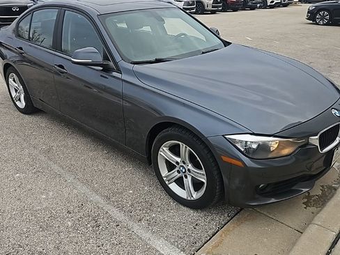 Used 2015 BMW 320i xDrive Sedan image 9
