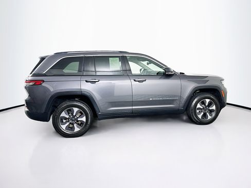 Used 2022 Jeep Grand Cherokee Limited 4xe w/ Luxury Tech Group II AWD/4WD image 10