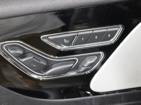 Used 2024 Lincoln Aviator Reserve w/ Equipment Group 201A AWD/4WD image 7