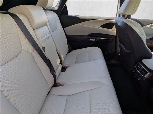 Certified 2024 Lexus RX 350h w/ Convenience Package image 18