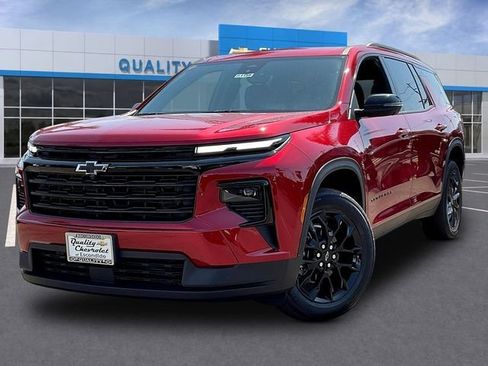 New 2026 Chevrolet Traverse LT w/ Midnight/Sport Edition FWD image 2