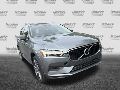 Used 2019 Volvo XC60 T6 Momentum image 3