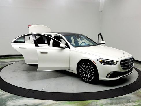 Used 2022 Mercedes-Benz S 500 4MATIC image 10