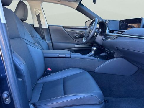 Used 2020 Lexus ES 300h w/ Premium Package image 19