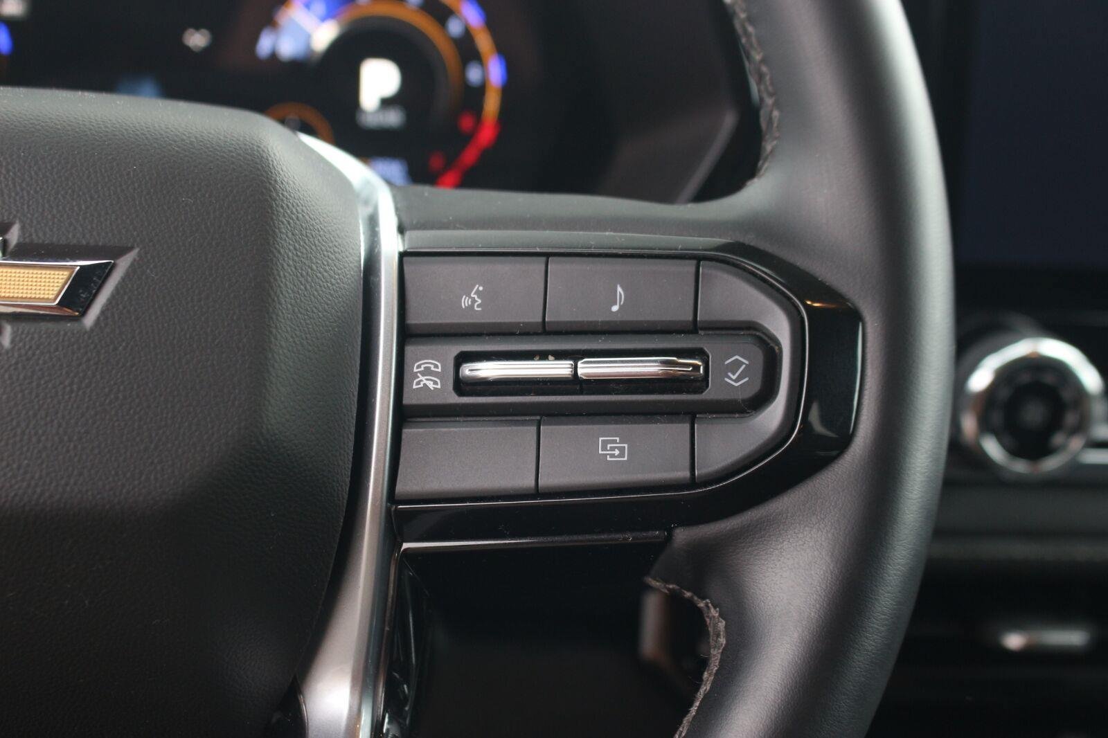 Used 2024 Chevrolet Colorado LT AWD/4WD image 20