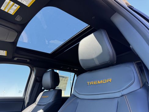 New 2026 Ford Expedition Tremor image 22