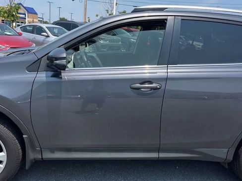Used 2013 Toyota RAV4 Limited AWD/4WD image 4