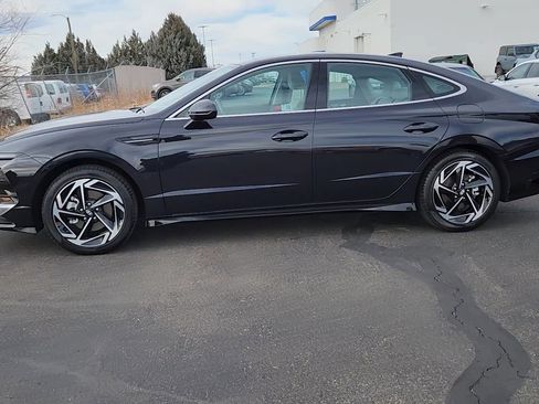 Used 2024 Hyundai Sonata SEL w/ Convenience Package image 2