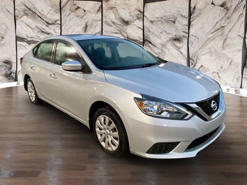Used 2019 Nissan Sentra S FWD image 3