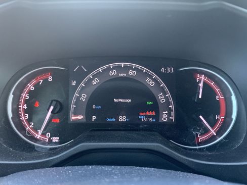 Used 2020 Toyota RAV4 Limited image 21