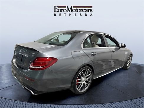 Used 2019 Mercedes-Benz E 63 AMG S image 5