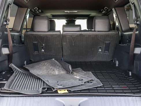 Used 2024 Lexus GX 550 w/ Cold Area Package AWD/4WD image 22