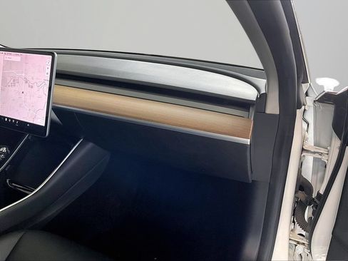 Used 2019 Tesla Model 3 Standard Range Plus RWD image 17