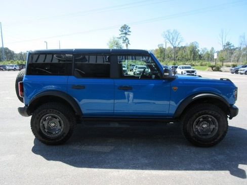 New 2025 Ford Bronco Badlands image 6