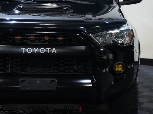 Used 2020 Toyota 4Runner TRD Pro AWD/4WD image 10