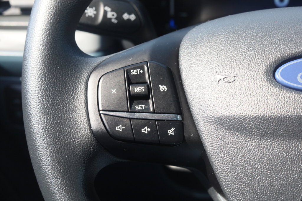 Used 2025 Ford Maverick XL w/ Equipment Group 101A AWD/4WD image 9