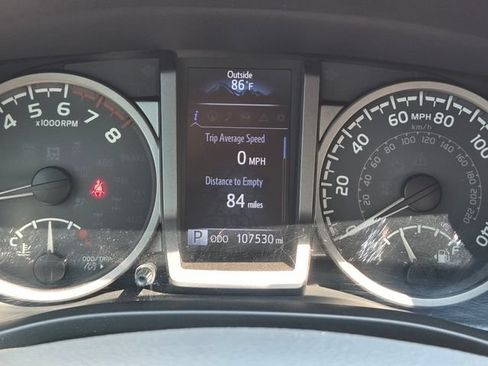 Used 2017 Toyota Tacoma Limited w/ Tow Package AWD/4WD image 34