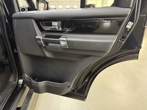 Used 2014 Land Rover LR4 HSE image 15