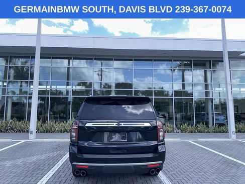 Used 2023 Chevrolet Suburban High Country AWD/4WD image 13