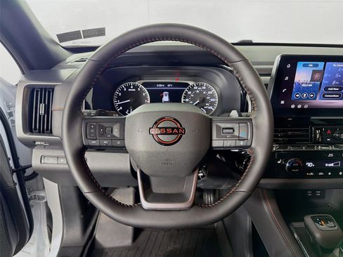 Used 2026 Nissan Pathfinder Rock Creek AWD/4WD image 3