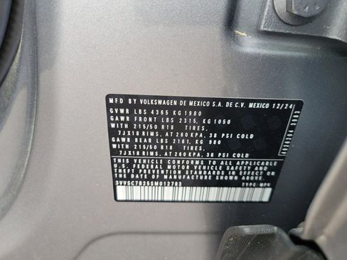 Used 2025 Volkswagen Taos SE image 38