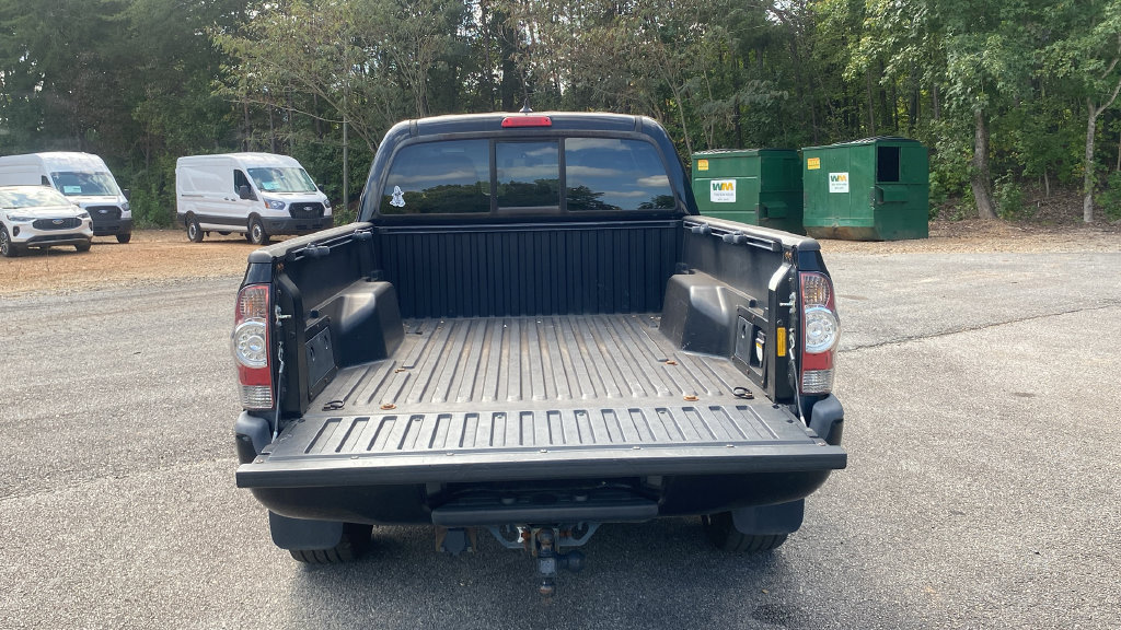 Used 2015 Toyota Tacoma PreRunner w/ TRD Sport Package RWD image 19
