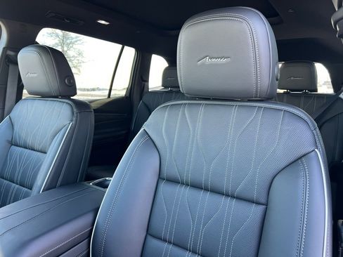 New 2026 Buick Enclave Avenir w/ Super Cruise Package image 13