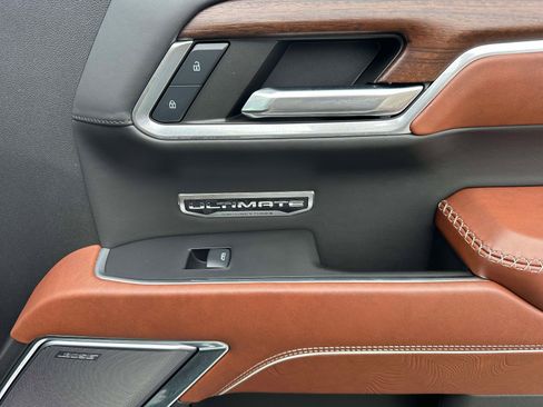 Used 2024 GMC Sierra 1500 Denali Ultimate AWD/4WD image 26