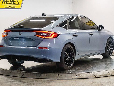 Used 2024 Honda Civic Sport image 4