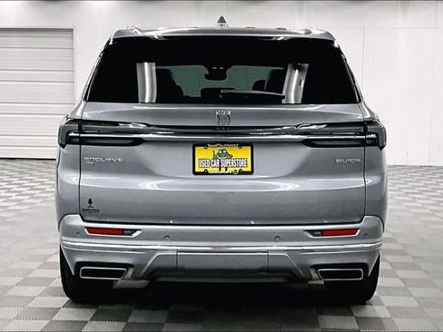 Used 2025 Buick Enclave Avenir w/ Super Cruise Package image 5