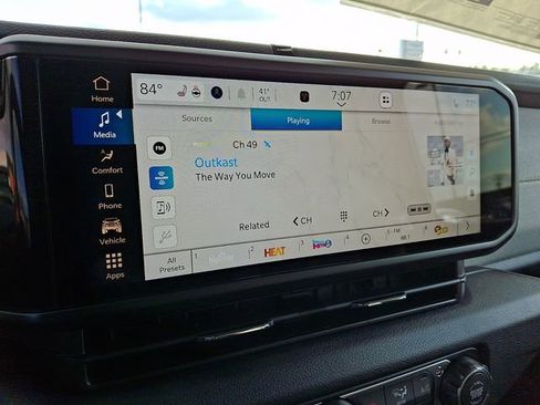 New 2026 Jeep Gladiator Sport image 15