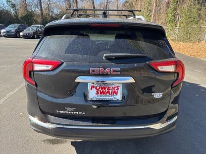 Used 2022 GMC Terrain SLT w/ Infotainment Package II