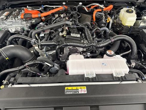 New 2026 Toyota Tacoma Limited AWD/4WD image 39