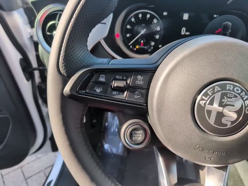 New 2026 Alfa Romeo Stelvio Sprint image 27